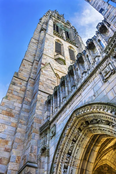 Arch Harkness Tower Campus antigo Universidade de Yale New Haven Connecticut — Fotografia de Stock