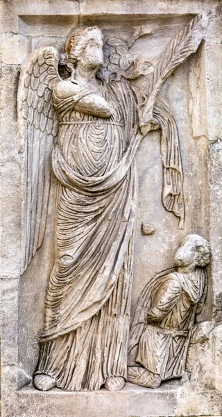 Арка каменного ангела Константина Рима — стоковое фото