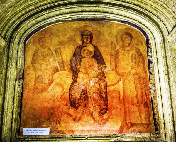 Starověké Mary Baby Ježíše freska Lukova dům památka Santa Maria — Stock fotografie
