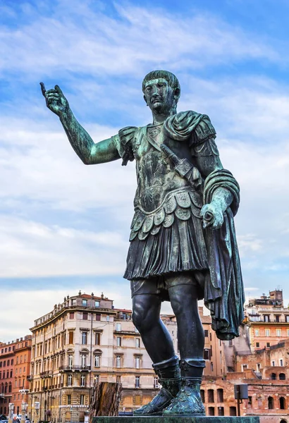 Augustus Caesar Statue Buildings Rome Italy — Stock Photo, Image