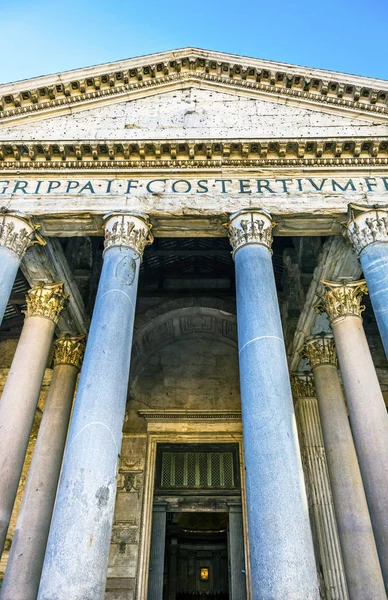 Pilares de entrada Pantheon Roma Itália — Fotografia de Stock