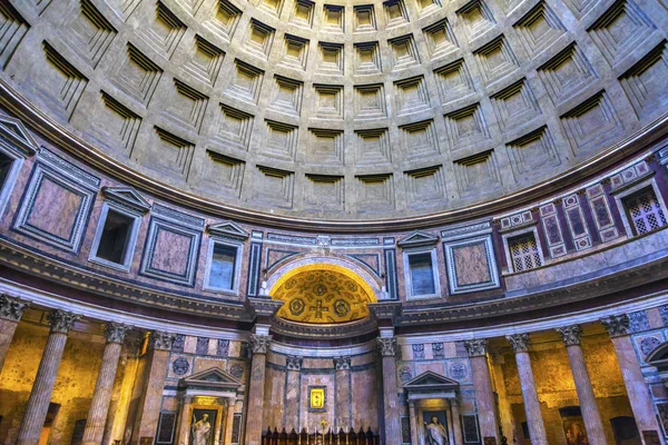 Dome pelare altaret Pantheon Rom Italien — Stockfoto