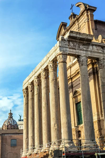 Temple Antonius Faustina Roman Forum Rome Italy — Stock Photo, Image