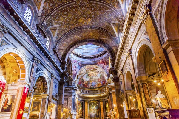 Jesus Fresco cúpula teto Igreja de Santa Maria Maddalena Roma Ita — Fotografia de Stock