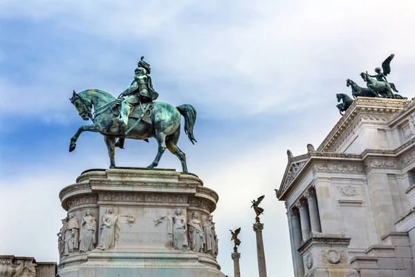 Kral heykeli mezar bilinmeyen Victor Emanuele anıt Roma İtalya 