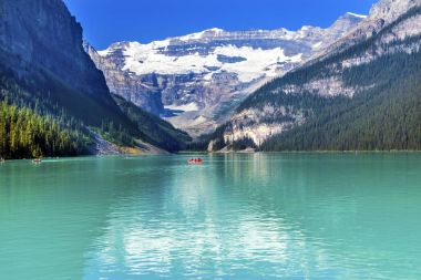 Lake Louise Kano kar dağlar Banff National Park Alberta Kanada