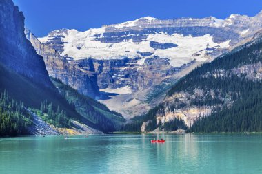 Lake Louise Kano kar dağlar Banff National Park Alberta Kanada