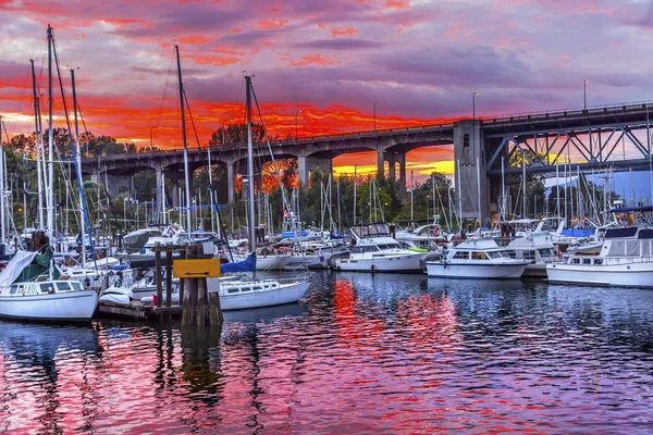 Sunset Granville Island Burrard Street Bridge Vancouver British Columbia Canada — Stok Foto