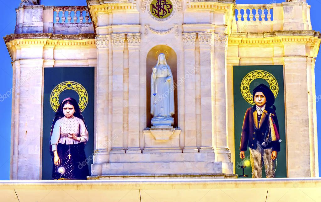 Aniversario 100 Apariciones Basílica de la Señora del Rosario Fátima
