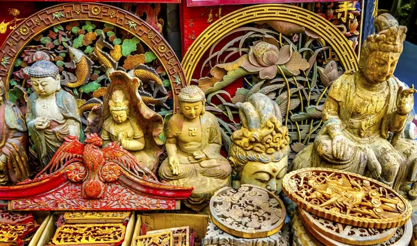 Chinese Replica houten Boeddha's Panjuan rommelmarkt Beijing China — Stockfoto