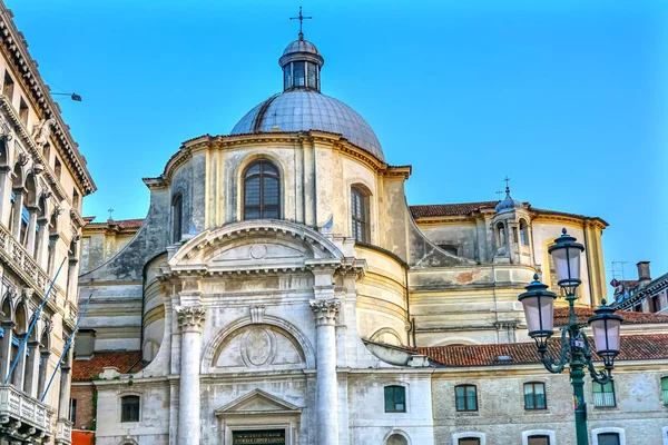 Церковь Санта-Джеремия и Лючия Домский Венице Италия — стоковое фото