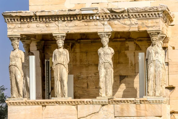 현관 Caryatids 유적 사원 Erechtheion 아크로폴리스 아테네 그리스 — 스톡 사진