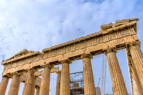 Старые статуи Верхний Парфенон Акрополь Афины Греции — стоковое фото