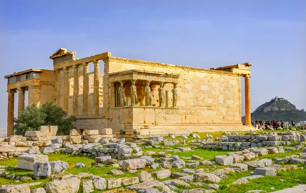Ganek kariatydy ruiny świątyni Erechtejon Akropol Ateny Grecja — Zdjęcie stockowe