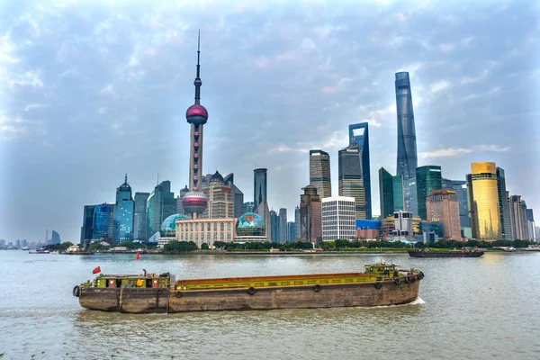Coal Barge Oriental Pearl Tower Pudong Bund Huangpu River Skyscrapers — Stock Photo, Image