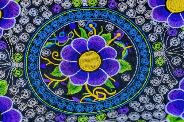 Textiles de flores mexicanas coloridas Tela Artesanías San Antonio Texas — Foto de Stock