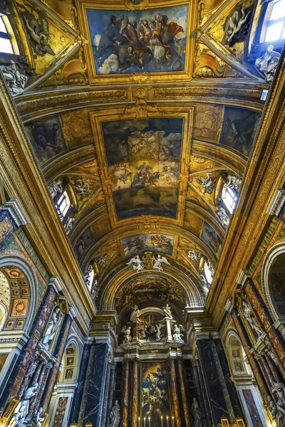 Altar Statues Frescoes Basilica Jesus and Mary Church Rome Italy — Stock Photo, Image