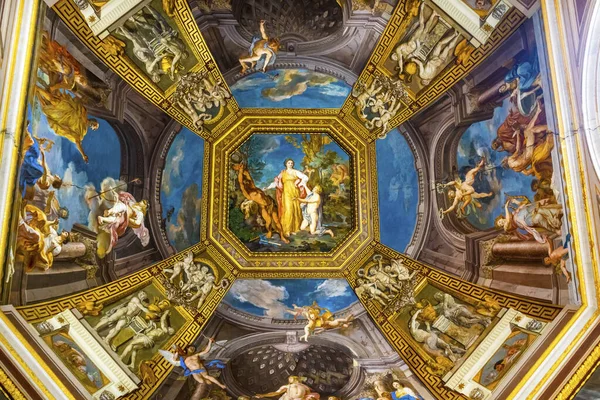 Museo Vaticano Ángeles del Techo Adam Frescoes Roma Italia — Foto de Stock