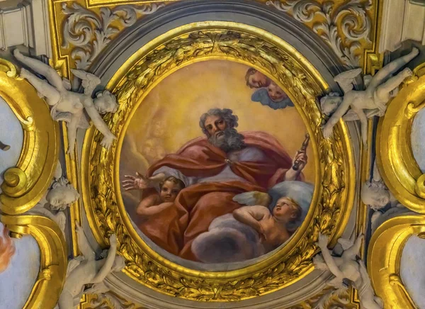 산타 마리아 트레스 필리나 교회 로마 대성당의 프레스코 천장 — 스톡 사진