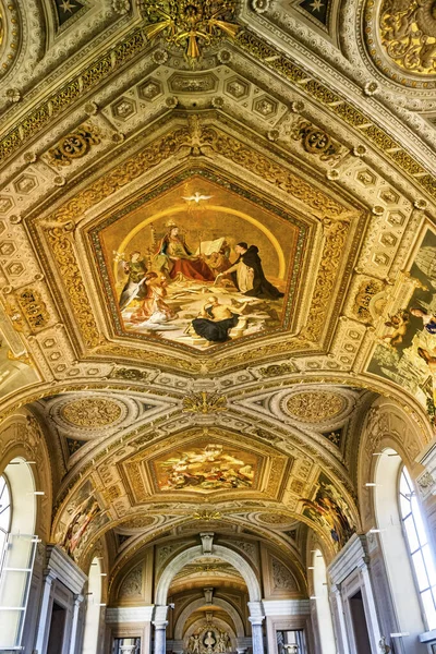 Muzeum Watykańskie Sufit Najświętszej Marii Panny Fresco Rzym Włochy — Zdjęcie stockowe