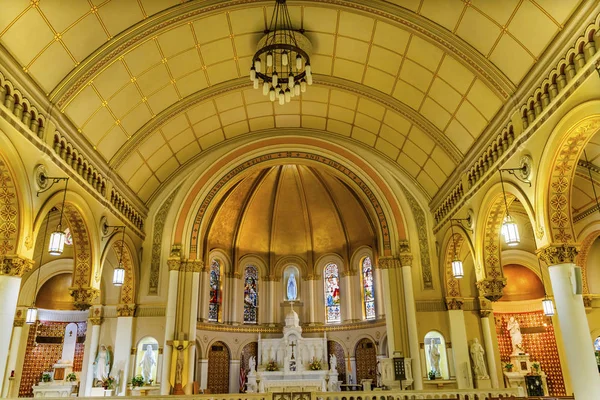 Basílica Altar Igreja Católica de Santa Maria San Antonio Texas — Fotografia de Stock