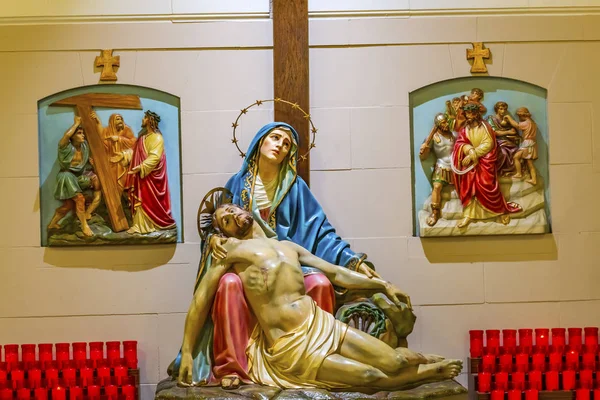 Statuia Pieta Mary Jesus Biserica Catolică Saint Mary San Antonio Texas — Fotografie, imagine de stoc