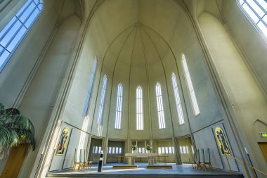 Beyaz Alar Hallgrimskirkja Kilisesi Reykjavik İzlanda