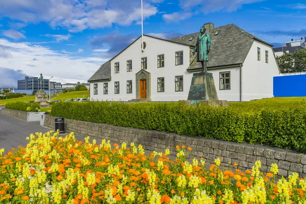 Канцелярия премьер-министра Рейкьявика Исландии — стоковое фото