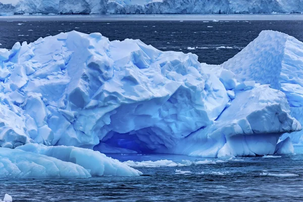 Iceberg Ice Cave Blue Glaciers Dorian Bay Antarctic Peninsula Antarctica —  Fotos de Stock