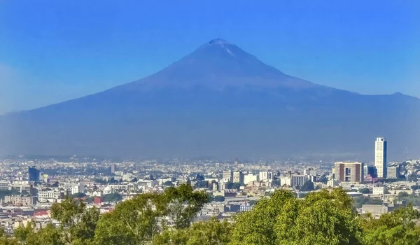 Výhled Budovy Kostely Cityscape Sopky Mount Popocatepetl Puebla Mexiko — Stock fotografie