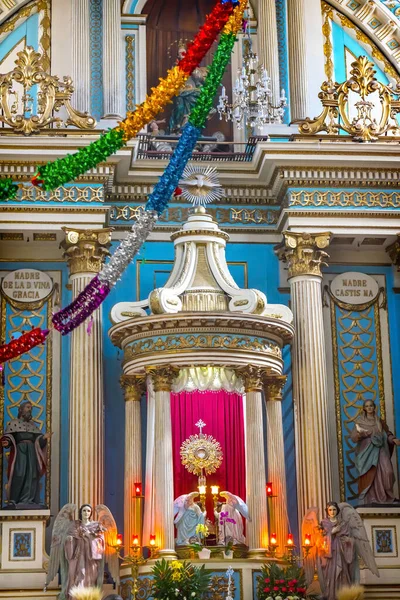 Puebla Μεξικό Ιανουαρίου 2019 Πολύχρωμη Βασιλική Altar Iglesia Limpia Concepcion — Φωτογραφία Αρχείου