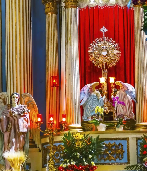 Puebla Μεξικό Ιανουαρίου 2019 Πολύχρωμοι Άγγελοι Altar Iglesia Limpia Concepcion — Φωτογραφία Αρχείου