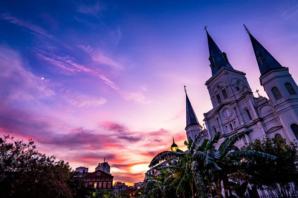 Saint Louis Cathedral Oldest Church Cabildo State Museum Sunset Moon — 스톡 사진