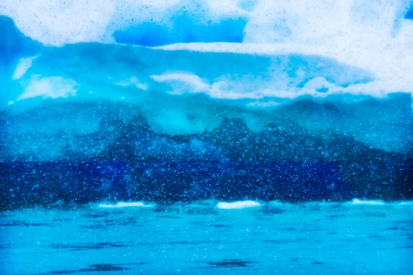 Snowing Floating Blue Iceberg Reflection Paradise Bay Skintorp Cove Antarctica — Stock Photo, Image
