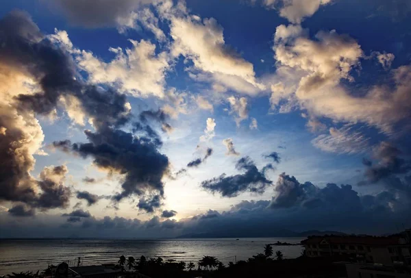 Drama en el cielo — Foto de Stock