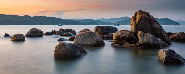 Rocky Coastline Sunset Vietnam — Stock Photo, Image