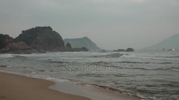 Rocky Outcrop Ocean Waves Vietnam — Stock Video