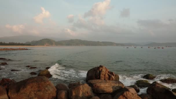 Cena do oceano Vietnã com som — Vídeo de Stock