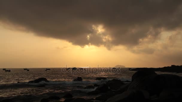 Oceaan Sunrise scène Vietnam met geluid — Stockvideo