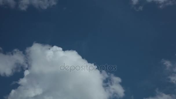 Time Lapse Nublado Cielo Azul — Vídeo de stock