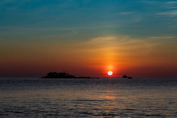 Mañana azul naranja cielo Vietnam — Foto de Stock