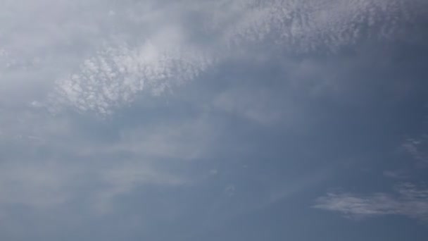 Cielo azul nublado Time Lapse Alta definición — Vídeo de stock