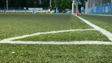 Alan köşe. Amerikan futbolu eğitim. Düzgün ve yavaşça kaymak vurdu