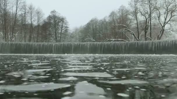 Cascade of the water on the lake. Used professional gimbal stabilazer — Stock Video