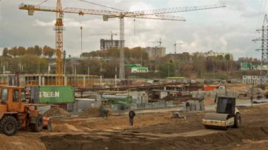 Minsk, Beyaz Rusya - 01 Ekim, 2013: Alışveriş Merkezi İnşaatı