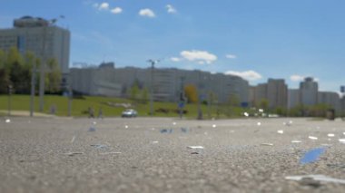 Yolda - slowmo konfeti bir sürü 180 fps