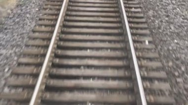 Demiryolu Görünümü penceresinden geçen demiryolu taşıma