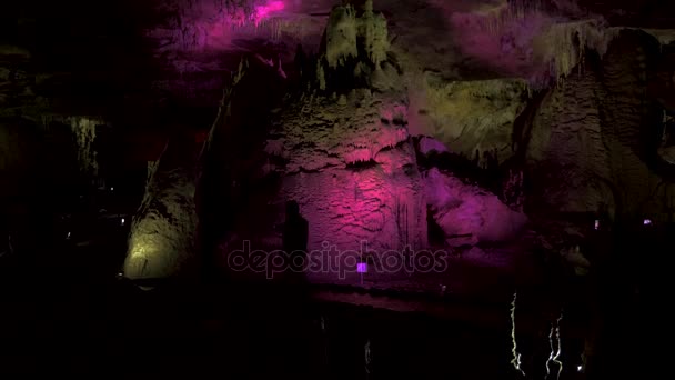 Grotta di Prometeo. Georgia — Video Stock
