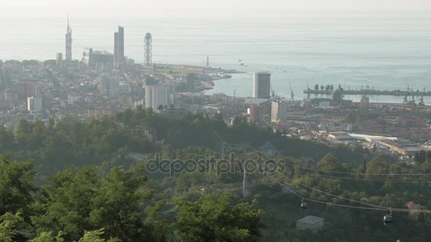 Corda de cabo nas montanhas, Batumi, Geórgia — Vídeo de Stock