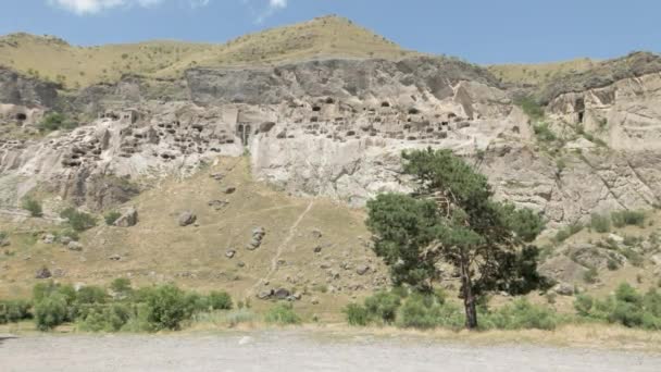 El antiguo monasterio de la cueva Vardzia - Georgia — Vídeos de Stock